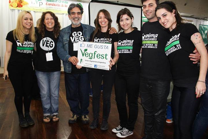 AnimaNaturalis participó exitosamente en el Vegfest 2013 