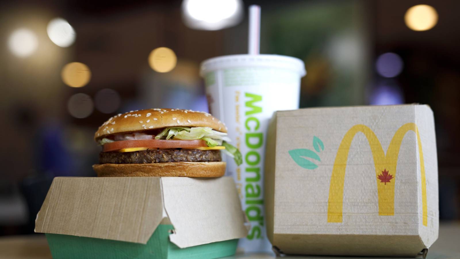 McDonald's por fin da el paso y se une al resto del mercado basado en plantas