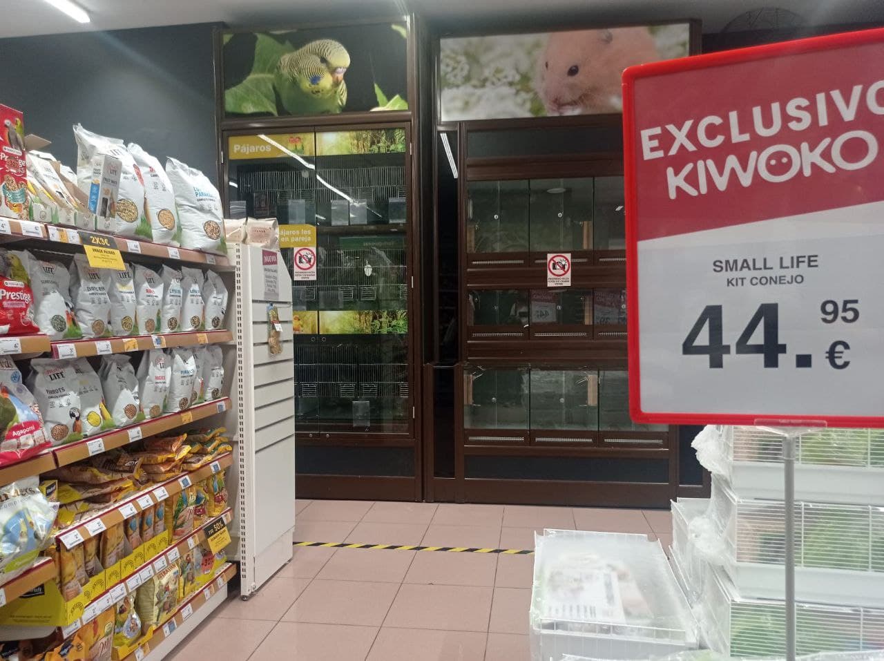 AnimaNaturalis consigue el cese de la venta de animales en una tienda Kiwoko