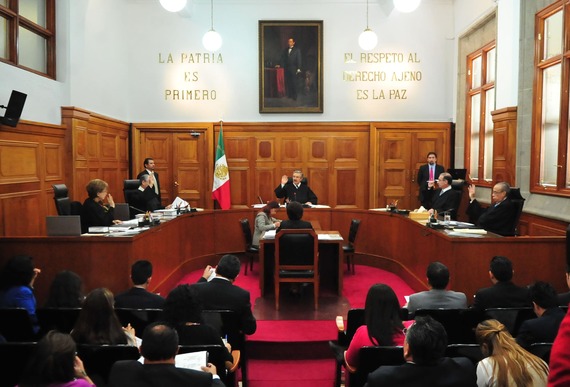 Académicos hacen llamado a la Suprema Corte para confirmar la suspensión definitiva en la Plaza México